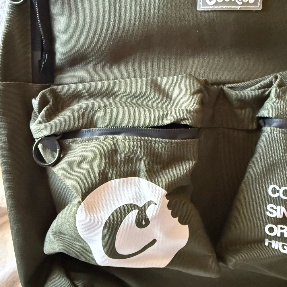 New Olive Green Cookies Smell Proof Backpack - Picture 5 of 10